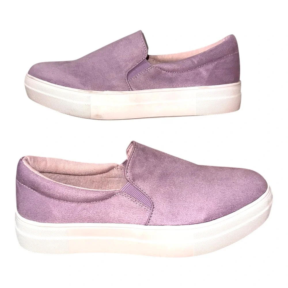 SODA Faux Suede Lavender Platform‎ Slip-On Sneakers Women's Size 9
